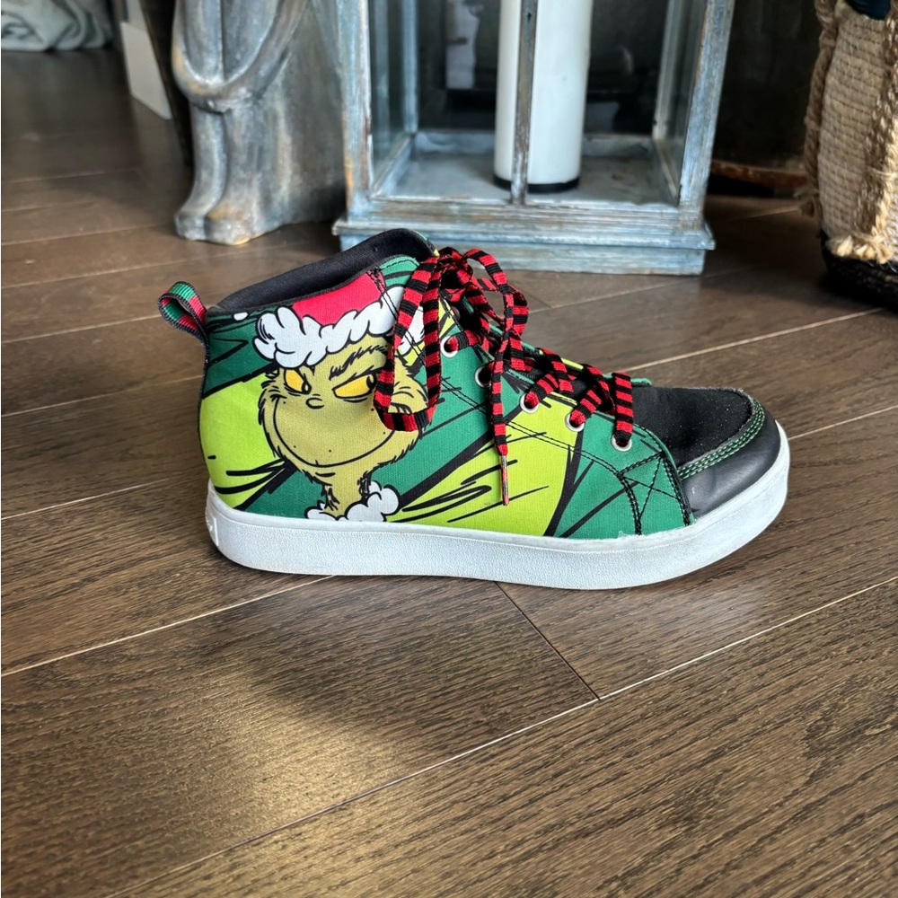 Kids Grinch High-Top Sneakers - Black and Green
